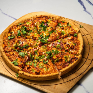 Tandoori Paneer Pizza