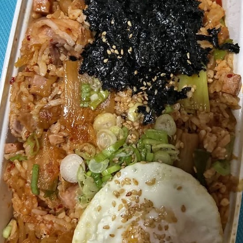 Kimchi Fried Rice 김치볶음밥