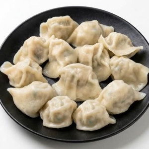 Boiled Dumpling with Shrimp, Pork, and Vegetables (삼선물만두)