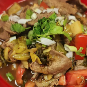 2. Beef and Vermicelli in Soup / 桂林牛肉汤米粉