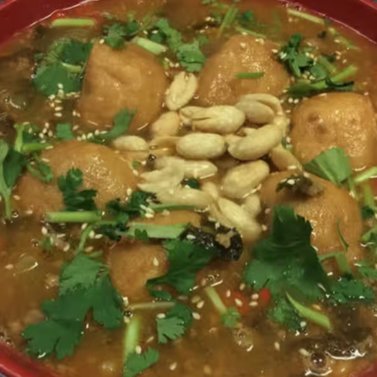 9. Spicy and Sour Soup Noodles / 重庆酸辣粉 (红薯粉)