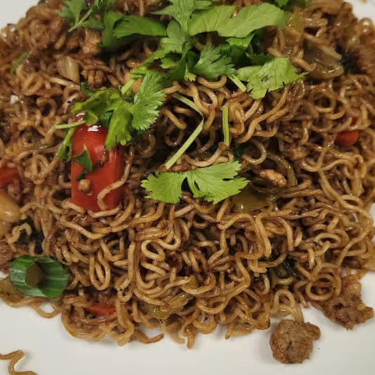 11. Guilin Fried Instant Noodles with Minced Pork / 桂林炒公仔面