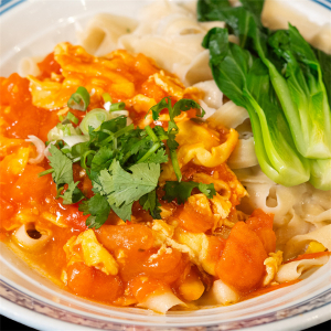 Tomato and Egg Noodles 西红柿鸡蛋面