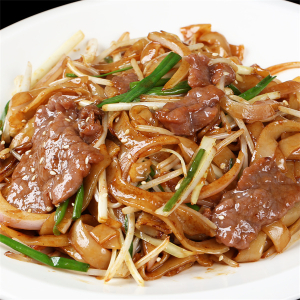 Dry-Fried Beef Ho Fun 干炒牛河