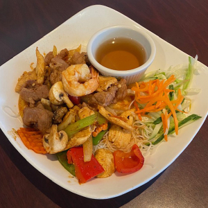 45. Lemongrass Shrimp, Chicken, Beef Bowl