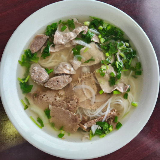 25. Thinly Sliced Medium Rare & Well Done Beef, Brisket and Hand Made Beef Balls Soup