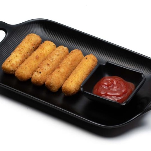A8. Mozzarella Sticks (5 pcs)