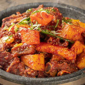 Spicy Galbi-Jjim 매운 갈비찜