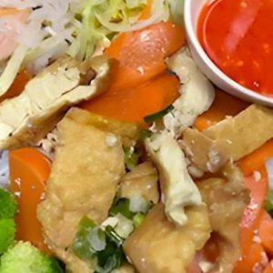 V8. Tofu and Veggies Vermicelli - B&uacute;n Chay