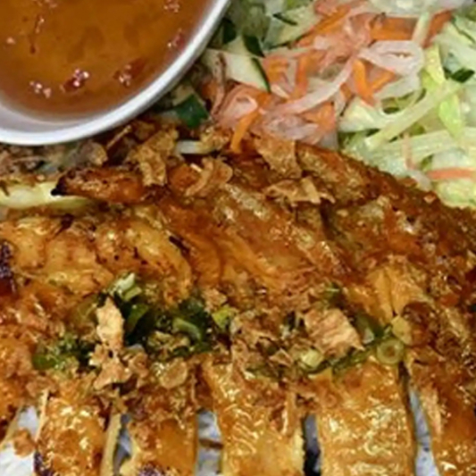 V1. Lemongrass Chicken Vermicelli - B&uacute;n G&agrave; Nướng Sả