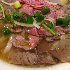 P5. Rare Steak & Well Done Noodle Soup