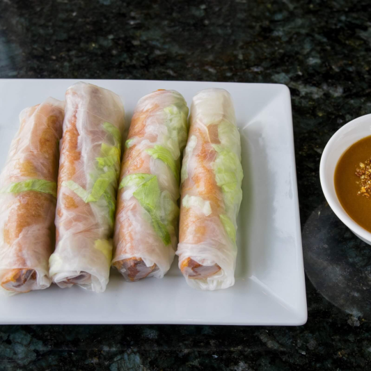 3. Spring and Salad Rolls (4 pcs)