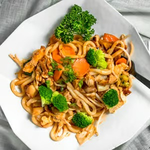 Chicken Yaki Noodles