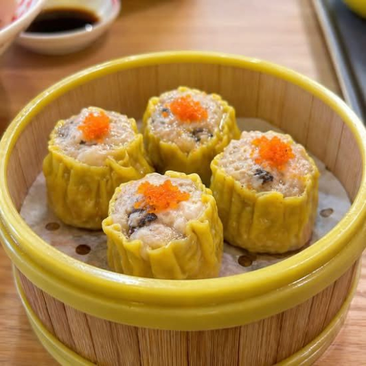 2. Siu Mai (4 pcs) 飞鱼仔烧卖