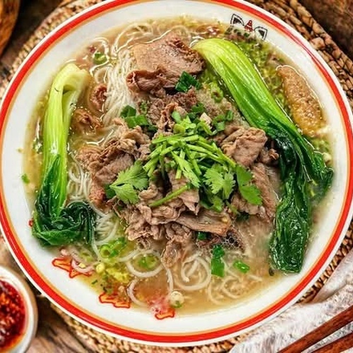 Customize Your Own Soup Noodles 自选汤面