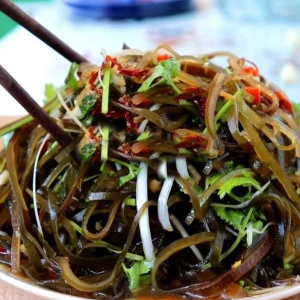 Shredded Seaweed Salad