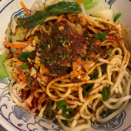 Two-in-One Oil-Splashed Noodles