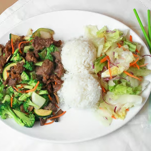 W12. Beef with Broccoli