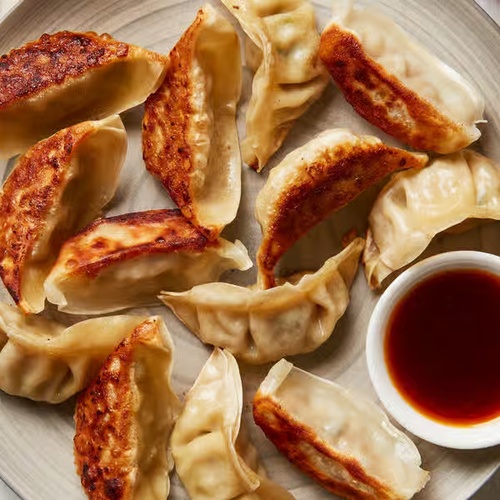 A3. Gyoza (10 pcs)