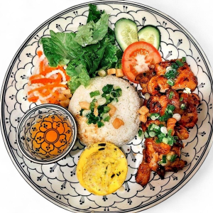 Grilled Chicken, Steamed Egg Meatloaf / G&agrave; Nướng, Chả