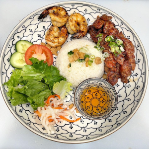 Grilled Shrimp, Grilled Pork Skewer / T&ocirc;m Nướng, Thịt Nướng