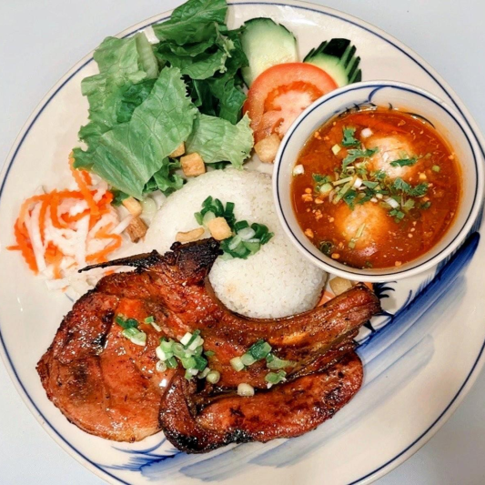 Grilled Pork Chop, Meatball in Tomato Sauce