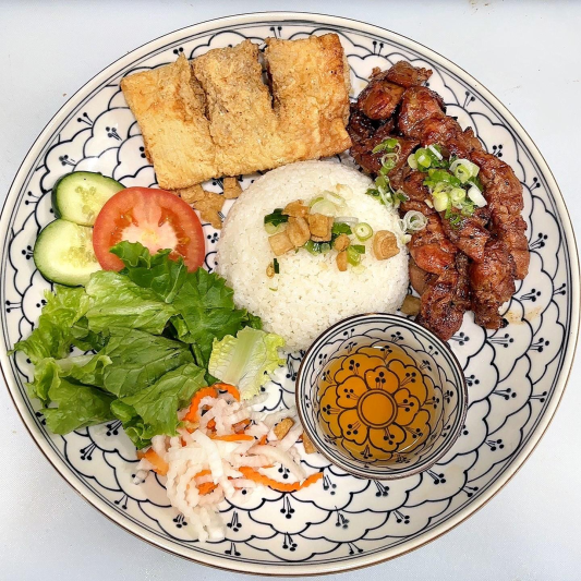 Grilled Pork Skewer, Bean Curd Wrapped Shrimp / Thịt Nướng, T&agrave;u Hủ Ky