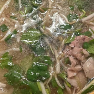21. Beef Phở / Phở B&ograve;