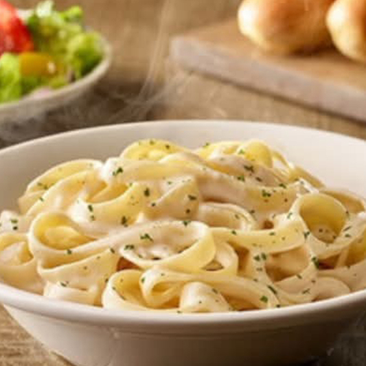 Fettuccine Alfredo Pasta