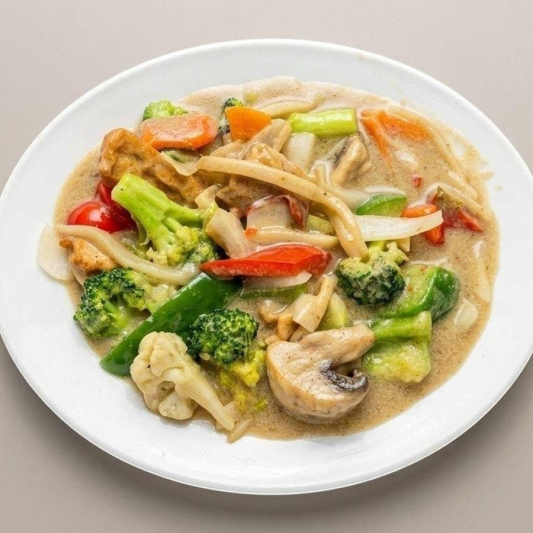 104. Green Curry Chicken