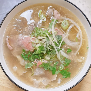 P16. Special Beef Combination Pho / Phở Đặc Biệt 