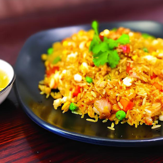 F11. House Special Fried Rice / Cơm Chi&ecirc;n Thập Cẩm