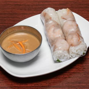 06. Shrimp and Pork Fresh Rolls - Goi Cuon Tom Thit