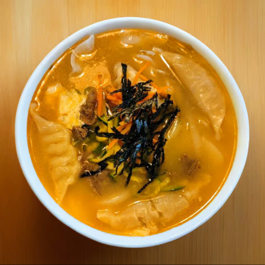 Dumpling Soup with Rice Cake