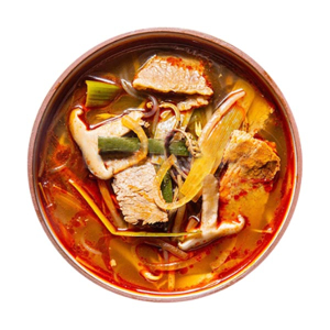 Korean Pork Bone Soybean Paste Stew / 猪骨韩式大酱汤