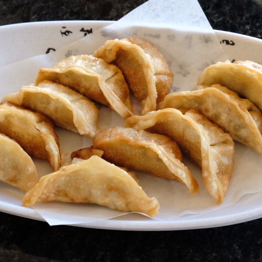 30. Deep-Fried Dumplings (10 pcs) / 군만두