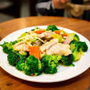 B. Seafood 海鲜类