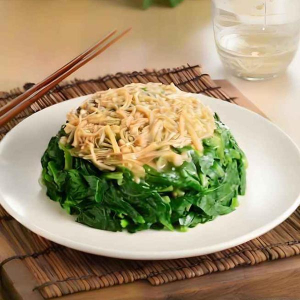 G11. Conpoy & Enoki Mushrooms with Greens 瑶柱金菇扒菜苗