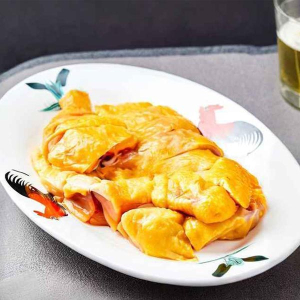 A01. Cantonese Poached Chicken 白切走地鸡