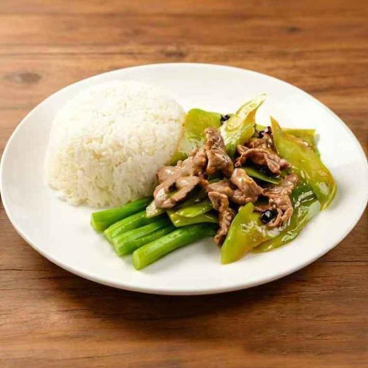 O05. Black Bean Bitter Melon & Beef on Rice 豉汁凉瓜牛肉饭