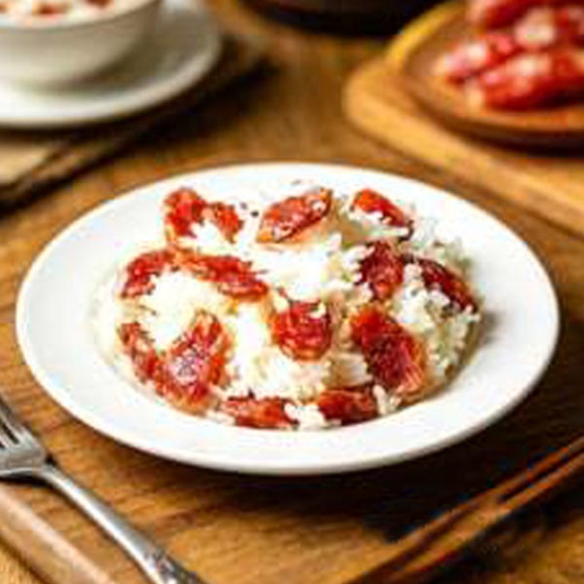 N02. Cantonese Bacon & Sausage Rice 广式腊肉腊肠蒸饭