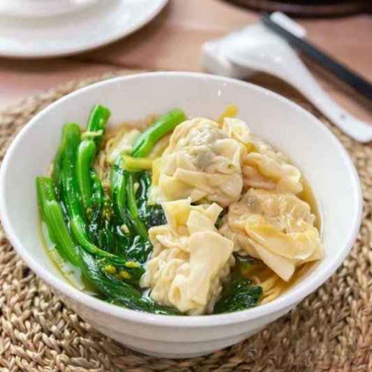 M04. Wonton Noodle Soup 云吞粉面汤