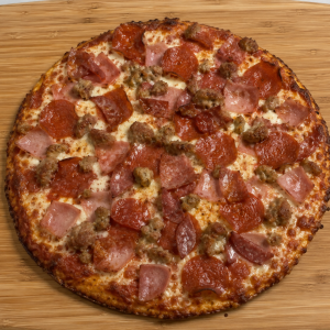 Mucho-Meat Pie Pizza