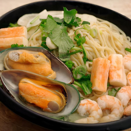 109. Seafood Noodles 海鲜面