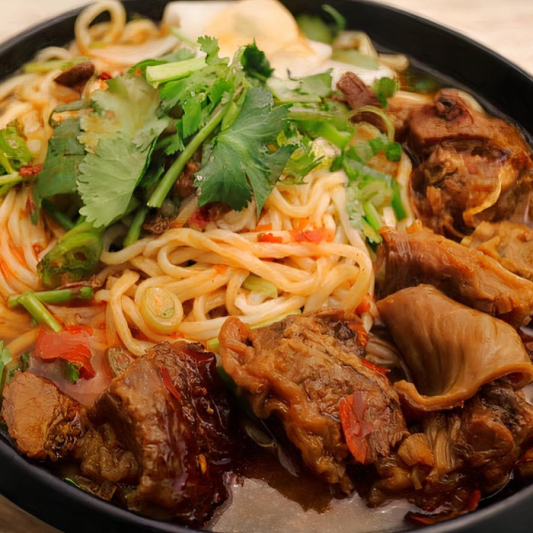 108. Beef Brisket Noodles 红烧牛腩面