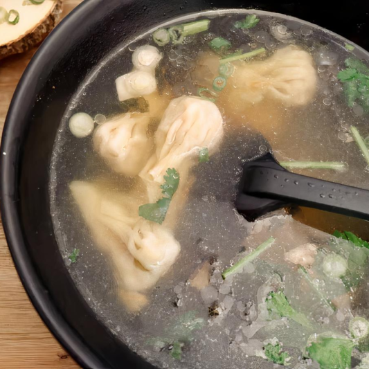 505. Wonton Soup (8 pcs) 手工馄饨