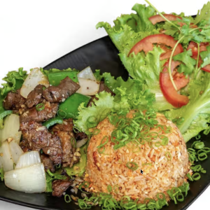 14. Cơm Đỏ B&ograve; L&uacute;c Lắc