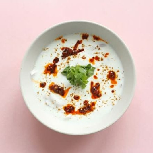Burnt Garlic and Onion Raita
