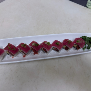 Black Pepper Tuna Roll