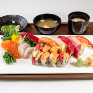 Sushi & Sashimi Combo Dinner A
